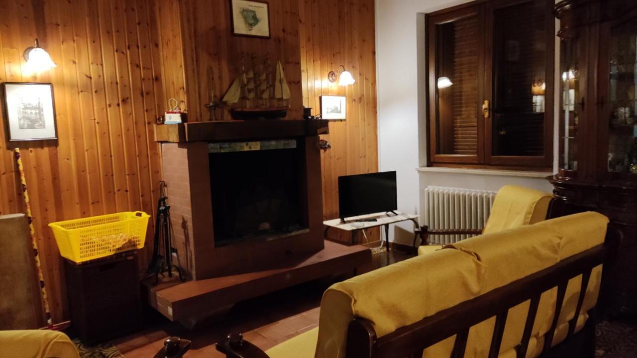 Villetta Dei Tramonti San Feliciano Eksteriør billede